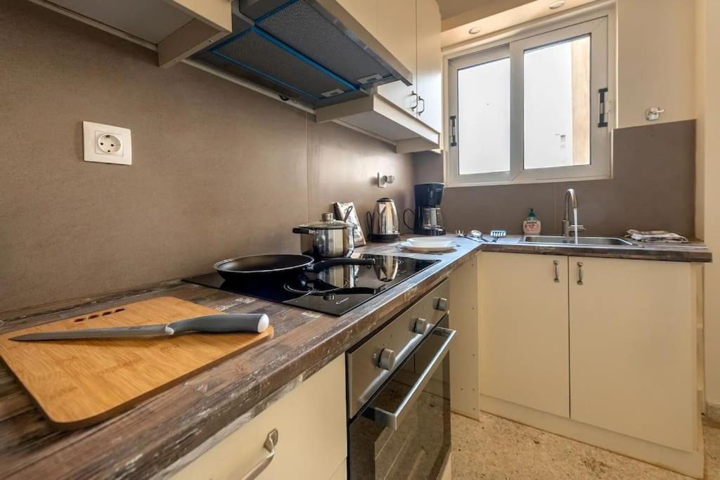 Kerameikos 2 Bedroom Apartment Athena Bagian luar foto