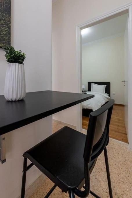 Kerameikos 2 Bedroom Apartment Athena Bagian luar foto