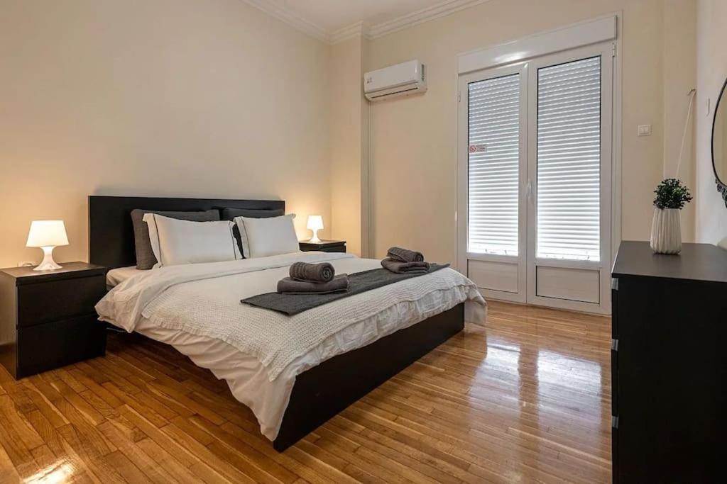 Kerameikos 2 Bedroom Apartment Athena Bagian luar foto